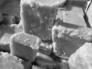 Gud/bheli/sweetjaggery Cube Shaped  500g