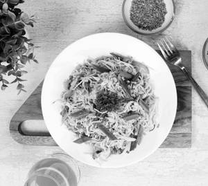 Basil Burnt Garlic Noodles