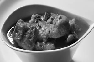 Mirch Adraki Fish Curry (4 Pcs) Boneless