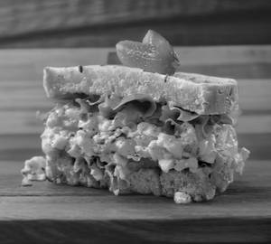 Egg sandwich