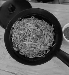 Vegetable Hakka Noodles
