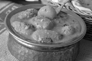 Chatpate Tariwale Dum Ke Aloo