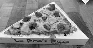 Chicago Delight Pizza Personal Giant Slice (22.5 Cm)