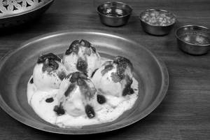 Dahi Bhalla (4 Pcs)