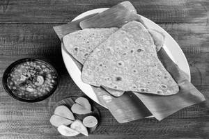 Paratha Cholar Daal Combo