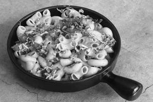 Desi Tadka Macroni