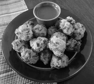 Moong Pakaudi (Pyaz)