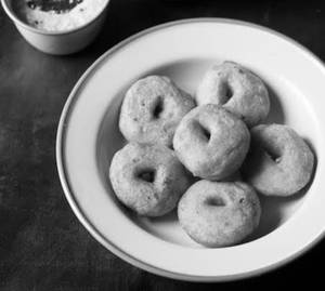 Sambhar vada