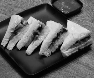 Jain Vegetable Sandwich