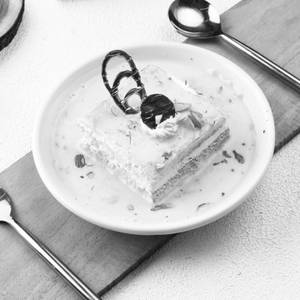 Rasmalai Tres Leches (Milky Cake)
