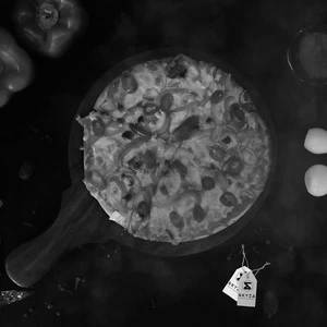 Roasted Garlic Pizza