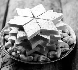 Kaju Barfi