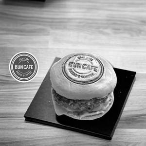 Classic Chicken N Cheese Burger(burger Bun)