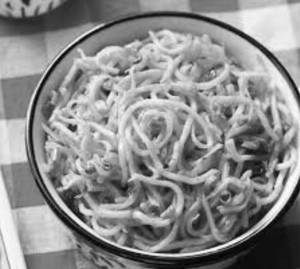 Schezwaan Noodles (Veg) [500 Ml]