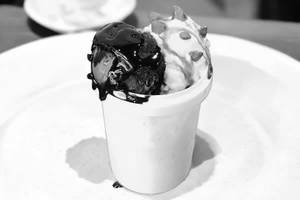 Caramel Chocolate Temptation Sundae
