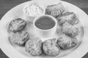 Chicken Fried Momos (8 Pcs)