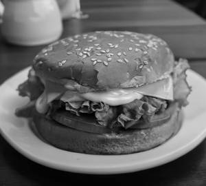 Herb chilli burger