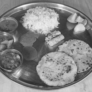 Gujarati Combo Tiffin