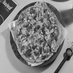 Juan Jalapeno & Corn Pizza