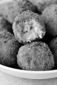 Jalapeno & Cheese Poppers                                                       