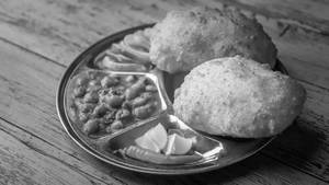 Chole Bhature Full