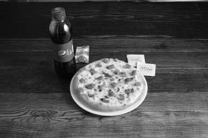 7" Capsicum Pizza + Coke (250 Ml)