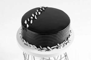 Chocolate Truffle Cake [eggless]                               