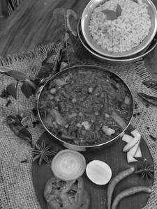 Varutharachathu (Mixed Veg)