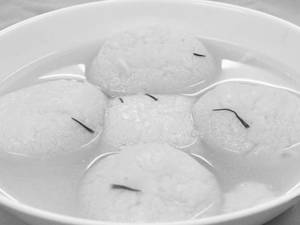 Kesar Rajbhog 1pc