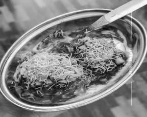 Single Aloo Tikki Chaat