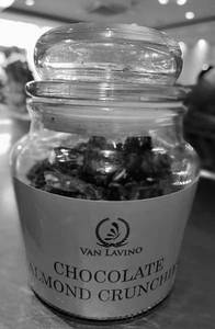 Choco Almond Crunchy Jar