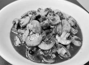 Chinese Greens & Mushroom In Garlic Wine Sauce
