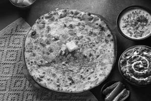 Tandoori Aloo Paratha With Dal Makhani & Raita
