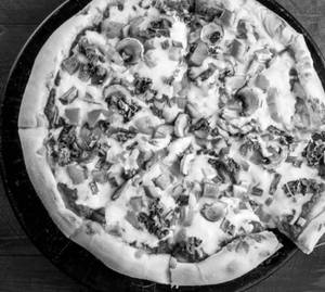 Farm house pizza