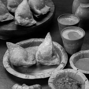 Chai Samosa Combo (serves 2)