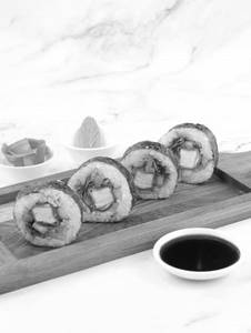 Crispy Gochujang Tofu Gimbap