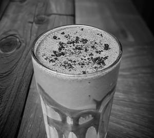 Banana Peanut Chocolate Milkshake 250 Ml