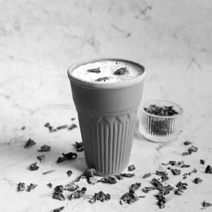 Gulab Lassi