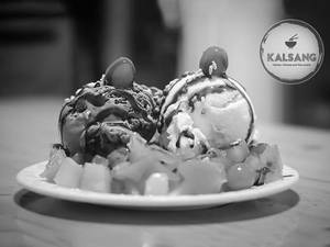 Fruit Cocktail With Ice Cream