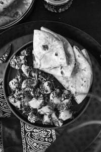 Aloo Methi Bhaaji With 3 Chapati