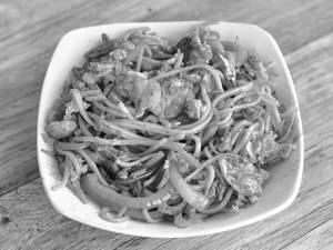Schezwan Chicken Noodles