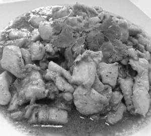 Stir Fry Chicken With Garlic And Pepper 