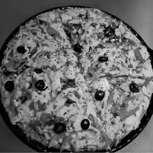 Mix Veg Extra Cheese Pizza