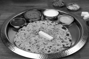Wheat Gobhi Onion Kulcha