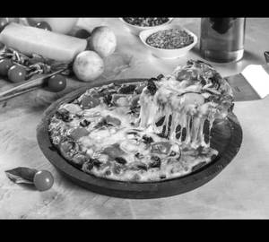 Exotic Veggie Italiano Pizza
