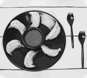 Veg Steamed Momos (5 Pcs)