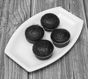 Chocolate Cake [4 Pieces] [110gm]