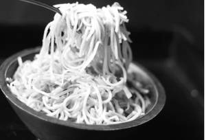 Veg Hakka Noodles 
