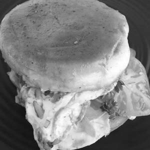 Bun omelette