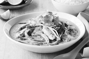 Thai Chicken Curry With Steamed Brown Rice